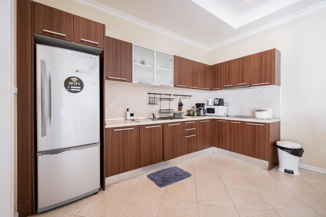 Majestic Residence Pool Villas 2 Bedrooms Private Beach Патая Екстериор снимка